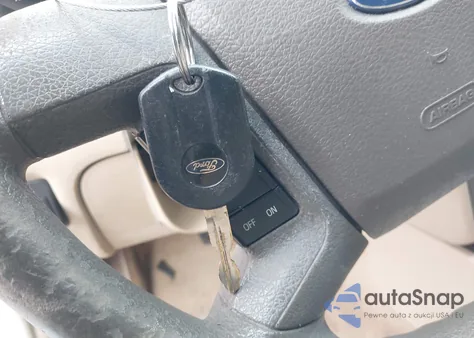 2008 Ford Fusion Se z USA, uszkodzony, nr VIN 3FAHP07108R194091